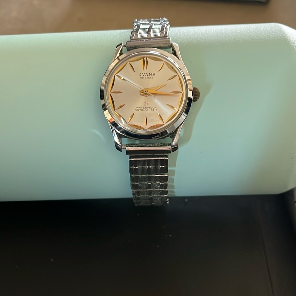Vntage Men’s Watch